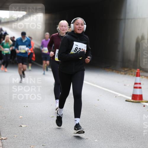05.10.2025 - 20. swb-Marathon Bremen Michael Strokosch http://msf.ph/oto/9207324 05.10.2025 10:53:38 Laufen 92 meine-sportfotos.de