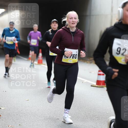 05.10.2025 - 20. swb-Marathon Bremen Michael Strokosch http://msf.ph/oto/9207329 05.10.2025 10:53:39 Laufen 02066, 760, 929 meine-sportfotos.de
