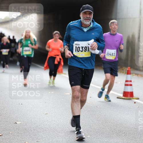 05.10.2025 - 20. swb-Marathon Bremen Michael Strokosch http://msf.ph/oto/9207347 05.10.2025 10:53:42 Laufen 10391, 02247, 11483 meine-sportfotos.de