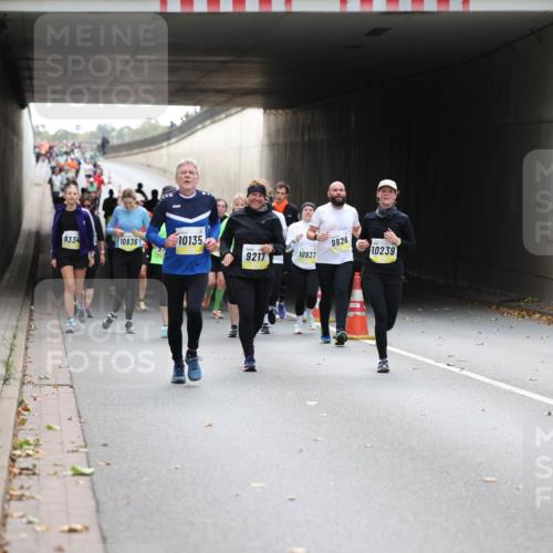 05.10.2025 - 20. swb-Marathon Bremen Michael Strokosch http://msf.ph/oto/9207467 05.10.2025 11:00:55 Laufen 9334, 10836, 10135, 9826, 9217, 10937, 10239 meine-sportfotos.de