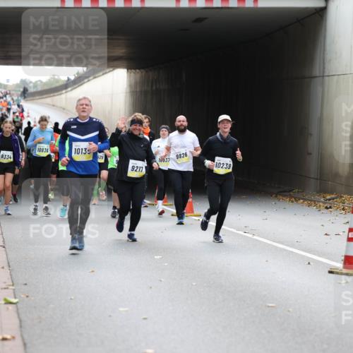 05.10.2025 - 20. swb-Marathon Bremen Michael Strokosch http://msf.ph/oto/9207472 05.10.2025 11:00:55 Laufen 9334, 10836, 10135, 529, 9826, 18937, 9217, 10239, 10550 meine-sportfotos.de