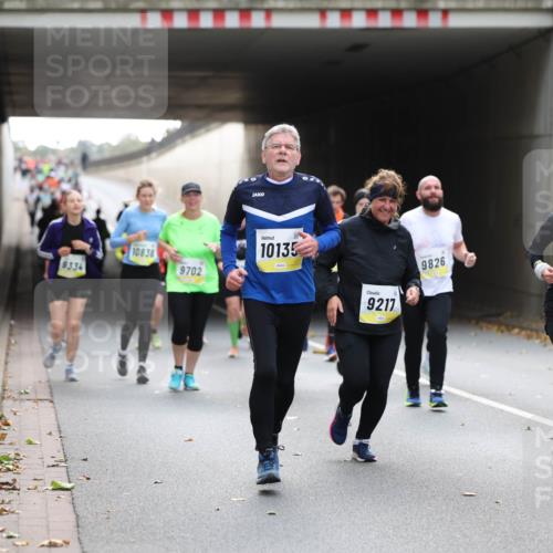 05.10.2025 - 20. swb-Marathon Bremen Michael Strokosch http://msf.ph/oto/9207485 05.10.2025 11:00:58 Laufen 9334, 10836, 9702, 10135, 9217, 9826, 10239 meine-sportfotos.de