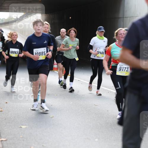 05.10.2025 - 20. swb-Marathon Bremen Michael Strokosch http://msf.ph/oto/9207510 05.10.2025 10:54:16 Laufen 10063, 10985, 0406, 9173 meine-sportfotos.de