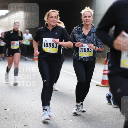 05.10.2025 - 20. swb-Marathon Bremen Michael Strokosch http://msf.ph/oto/9207525 05.10.2025 10:54:19 Laufen 10504, 10063, 1, 11003, 11125 meine-sportfotos.de