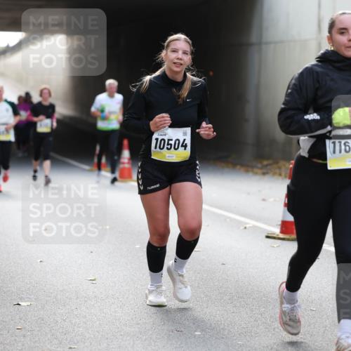 05.10.2025 - 20. swb-Marathon Bremen Michael Strokosch http://msf.ph/oto/9207538 05.10.2025 10:54:21 Laufen 10504, 11639 meine-sportfotos.de