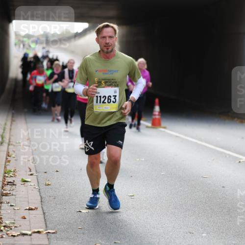 05.10.2025 - 20. swb-Marathon Bremen Michael Strokosch http://msf.ph/oto/9207563 05.10.2025 10:54:27 Laufen 21, 2025, 11263 meine-sportfotos.de