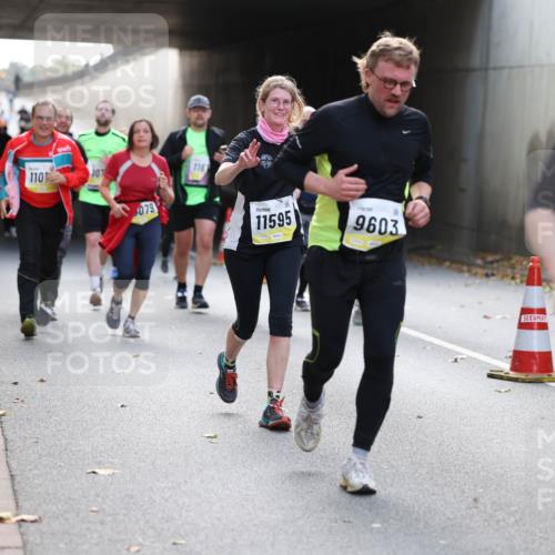 05.10.2025 - 20. swb-Marathon Bremen Michael Strokosch http://msf.ph/oto/9207601 05.10.2025 10:54:33 Laufen 110, 307, 079, 1167, 11595, 9603, 961 meine-sportfotos.de