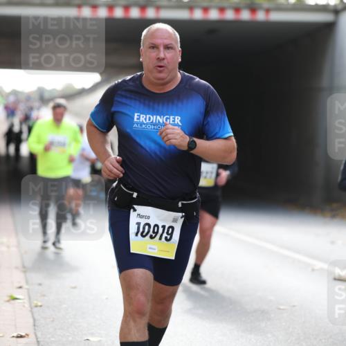 05.10.2025 - 20. swb-Marathon Bremen Michael Strokosch http://msf.ph/oto/9207707 05.10.2025 10:54:57 Laufen 10919, 9272 meine-sportfotos.de