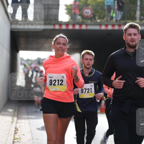 05.10.2025 - 20. swb-Marathon Bremen Michael Strokosch http://msf.ph/oto/9207710 05.10.2025 11:01:59 Laufen 9212, 02294, 9721 meine-sportfotos.de