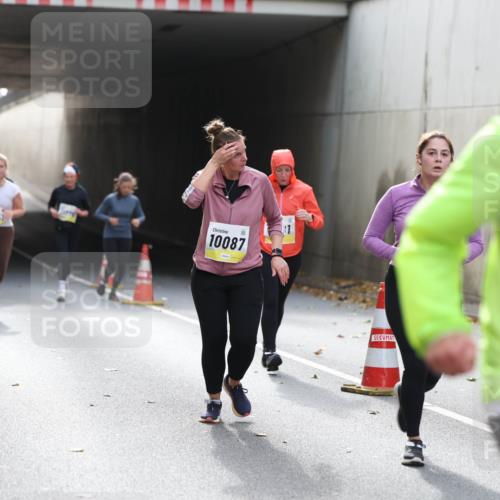 05.10.2025 - 20. swb-Marathon Bremen Michael Strokosch http://msf.ph/oto/9207809 05.10.2025 11:02:17 Laufen 1005, 10087, 108 meine-sportfotos.de
