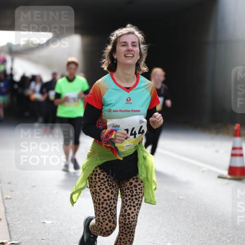 05.10.2025 - 20. swb-Marathon Bremen Michael Strokosch http://msf.ph/oto/9207818 05.10.2025 10:55:23 Laufen 20, 25, 44 meine-sportfotos.de
