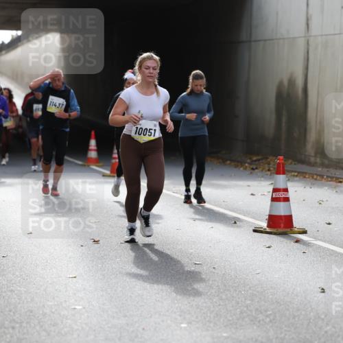 05.10.2025 - 20. swb-Marathon Bremen Michael Strokosch http://msf.ph/oto/9207824 05.10.2025 11:02:20 Laufen 10295, 11437, 10051, 00 meine-sportfotos.de