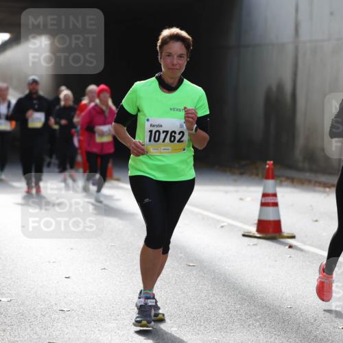 05.10.2025 - 20. swb-Marathon Bremen Michael Strokosch http://msf.ph/oto/9207827 05.10.2025 10:55:26 Laufen 10762, 02459, 11597 meine-sportfotos.de