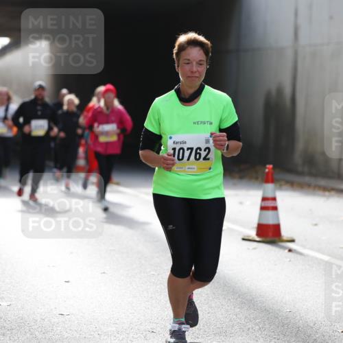 05.10.2025 - 20. swb-Marathon Bremen Michael Strokosch http://msf.ph/oto/9207829 05.10.2025 10:55:26 Laufen 1159, 10762, 02459 meine-sportfotos.de
