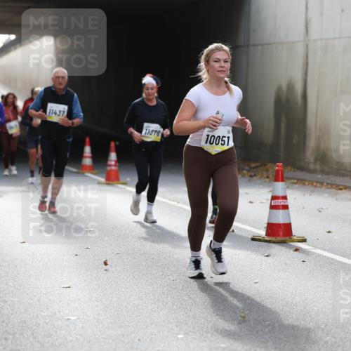 05.10.2025 - 20. swb-Marathon Bremen Michael Strokosch http://msf.ph/oto/9207830 05.10.2025 11:02:21 Laufen 16291, 11437, 11379, 10051, 00 meine-sportfotos.de