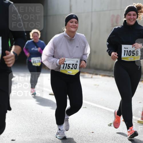 05.10.2025 - 20. swb-Marathon Bremen Michael Strokosch http://msf.ph/oto/9207958 05.10.2025 11:02:50 Laufen 11405, 4531, 11056, 11530, 1 meine-sportfotos.de