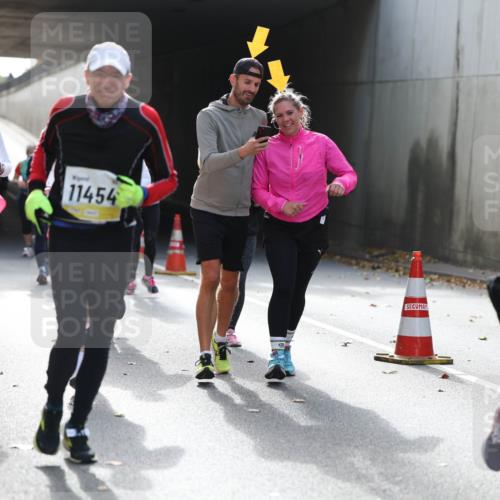 05.10.2025 - 20. swb-Marathon Bremen Michael Strokosch http://msf.ph/oto/9207980 05.10.2025 10:56:04 Laufen 1055, 11454, 936 meine-sportfotos.de