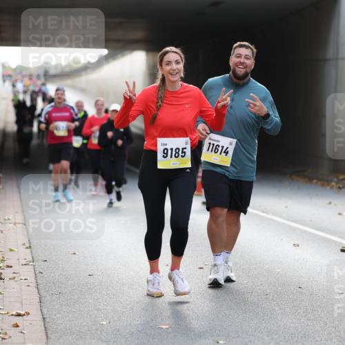05.10.2025 - 20. swb-Marathon Bremen Michael Strokosch http://msf.ph/oto/9208042 05.10.2025 11:03:12 Laufen 9185, 11614 meine-sportfotos.de