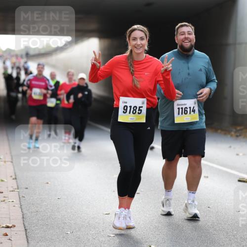 05.10.2025 - 20. swb-Marathon Bremen Michael Strokosch http://msf.ph/oto/9208046 05.10.2025 11:03:12 Laufen 9185, 11614 meine-sportfotos.de