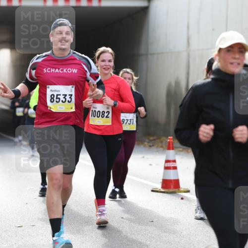 05.10.2025 - 20. swb-Marathon Bremen Michael Strokosch http://msf.ph/oto/9208071 05.10.2025 11:03:18 Laufen 8533, 10082, 9731 meine-sportfotos.de