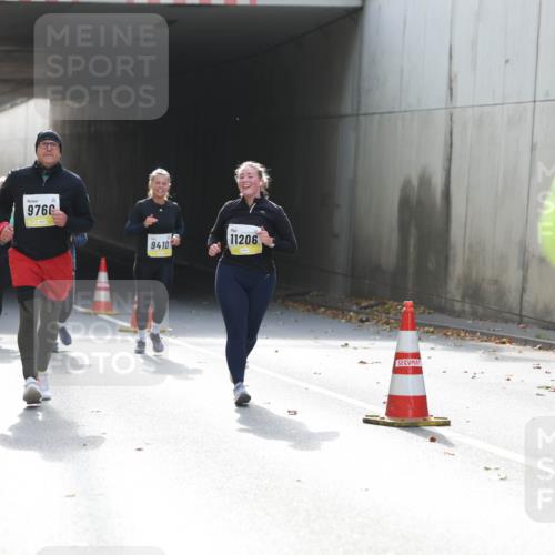 05.10.2025 - 20. swb-Marathon Bremen Michael Strokosch http://msf.ph/oto/9208082 05.10.2025 11:03:21 Laufen 9476, 117, 9760, 9410, 11206, 9 meine-sportfotos.de