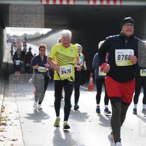 05.10.2025 - 20. swb-Marathon Bremen Michael Strokosch http://msf.ph/oto/9208098 05.10.2025 11:03:24 Laufen 9476, 976, 9410 meine-sportfotos.de