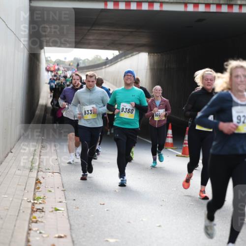 05.10.2025 - 20. swb-Marathon Bremen Michael Strokosch http://msf.ph/oto/9208202 05.10.2025 10:56:54 Laufen 933, 9360, 105, 9229, 10477 meine-sportfotos.de