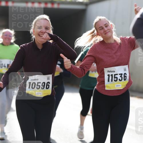 05.10.2025 - 20. swb-Marathon Bremen Michael Strokosch http://msf.ph/oto/9208203 05.10.2025 11:03:43 Laufen 104, 10596, 11536 meine-sportfotos.de