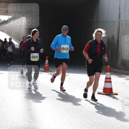 05.10.2025 - 20. swb-Marathon Bremen Michael Strokosch http://msf.ph/oto/9208225 05.10.2025 11:03:48 Laufen 18234, 11342, 10515, 10435 meine-sportfotos.de