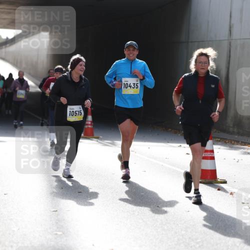 05.10.2025 - 20. swb-Marathon Bremen Michael Strokosch http://msf.ph/oto/9208228 05.10.2025 11:03:48 Laufen 11342, 10515, 10435 meine-sportfotos.de