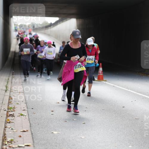 05.10.2025 - 20. swb-Marathon Bremen Michael Strokosch http://msf.ph/oto/9208247 05.10.2025 10:57:05 Laufen 1150, 1115, 9940, 9300 meine-sportfotos.de