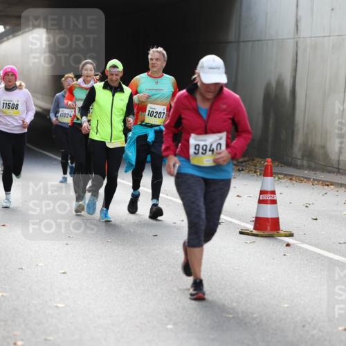 05.10.2025 - 20. swb-Marathon Bremen Michael Strokosch http://msf.ph/oto/9208251 05.10.2025 10:57:08 Laufen 11509, 11508, 11024, 10207, 9940 meine-sportfotos.de