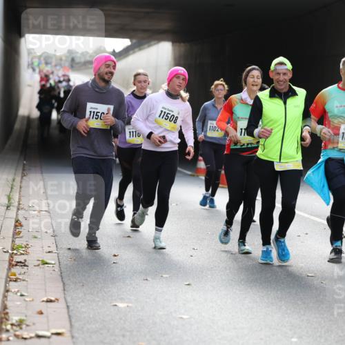 05.10.2025 - 20. swb-Marathon Bremen Michael Strokosch http://msf.ph/oto/9208255 05.10.2025 10:57:09 Laufen 1150, 1116, 11508, 1102, 20, 10207 meine-sportfotos.de