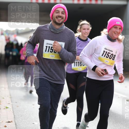 05.10.2025 - 20. swb-Marathon Bremen Michael Strokosch http://msf.ph/oto/9208266 05.10.2025 10:57:11 Laufen 1150, 1116, 11508, 20, 116, 02673 meine-sportfotos.de