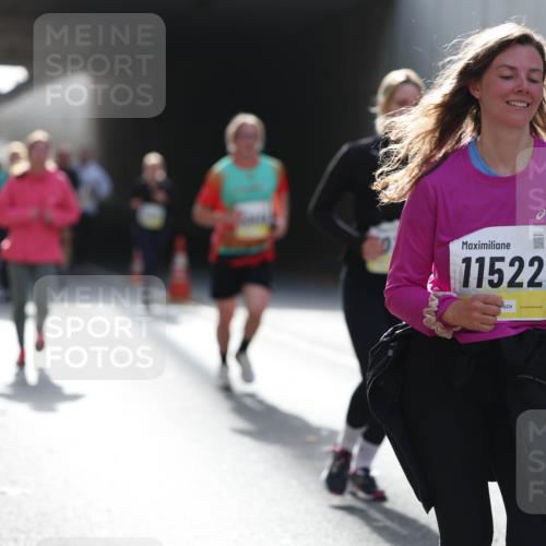 05.10.2025 - 20. swb-Marathon Bremen Michael Strokosch http://msf.ph/oto/9208295 05.10.2025 10:57:17 Laufen 11522 meine-sportfotos.de
