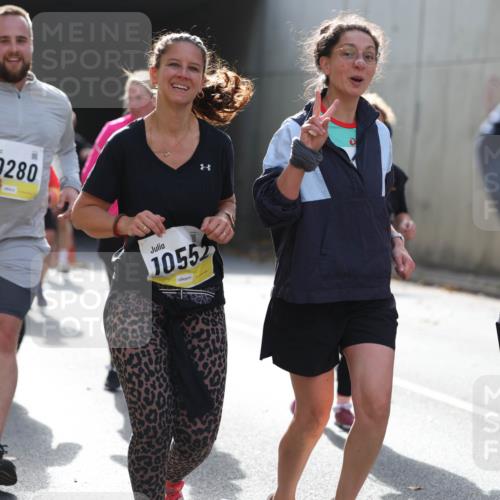 05.10.2025 - 20. swb-Marathon Bremen Michael Strokosch http://msf.ph/oto/9208322 05.10.2025 11:04:06 Laufen 9664, 10280, 10552, 20 meine-sportfotos.de