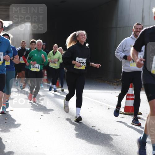 05.10.2025 - 20. swb-Marathon Bremen Michael Strokosch http://msf.ph/oto/9208333 05.10.2025 10:57:24 Laufen 11615, 10446, 8582, 265, 11390 meine-sportfotos.de