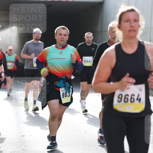 05.10.2025 - 20. swb-Marathon Bremen Michael Strokosch http://msf.ph/oto/9208336 05.10.2025 11:04:10 Laufen 136, 20, 25, 10441, 983, 9664 meine-sportfotos.de