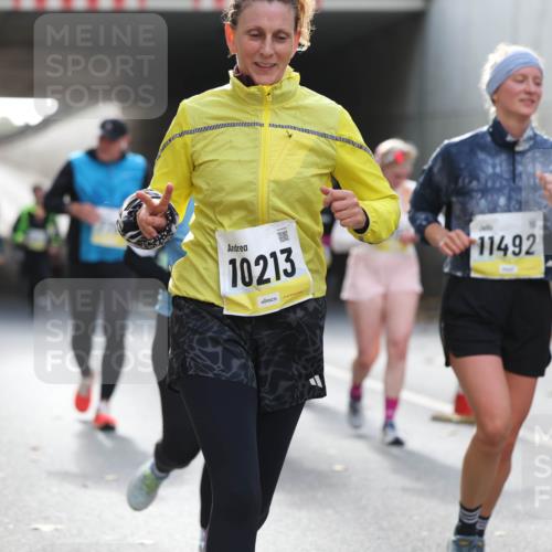 05.10.2025 - 20. swb-Marathon Bremen Michael Strokosch http://msf.ph/oto/9208468 05.10.2025 10:57:57 Laufen 10213, 11492 meine-sportfotos.de