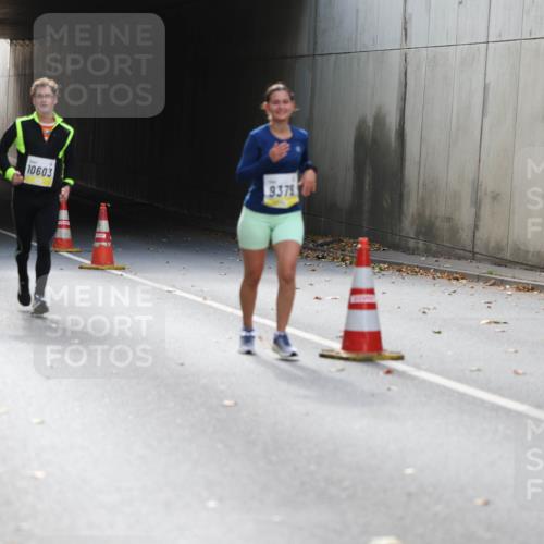 05.10.2025 - 20. swb-Marathon Bremen Michael Strokosch http://msf.ph/oto/9208479 05.10.2025 10:58:01 Laufen 200, 1060, 10603, 9379, 60 meine-sportfotos.de