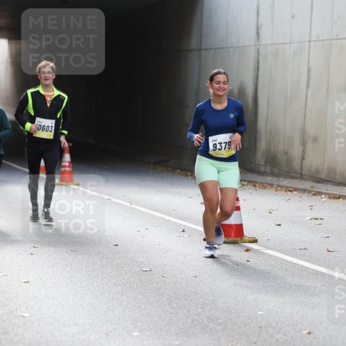 05.10.2025 - 20. swb-Marathon Bremen Michael Strokosch http://msf.ph/oto/9208483 05.10.2025 10:58:02 Laufen 11200, 10604, 0603, 9379, 00 meine-sportfotos.de