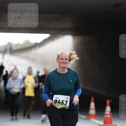 05.10.2025 - 20. swb-Marathon Bremen Michael Strokosch http://msf.ph/oto/9208525 05.10.2025 11:04:57 Laufen 9453 meine-sportfotos.de