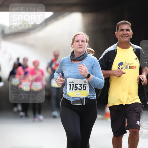 05.10.2025 - 20. swb-Marathon Bremen Michael Strokosch http://msf.ph/oto/9208535 05.10.2025 11:05:03 Laufen 11535 meine-sportfotos.de