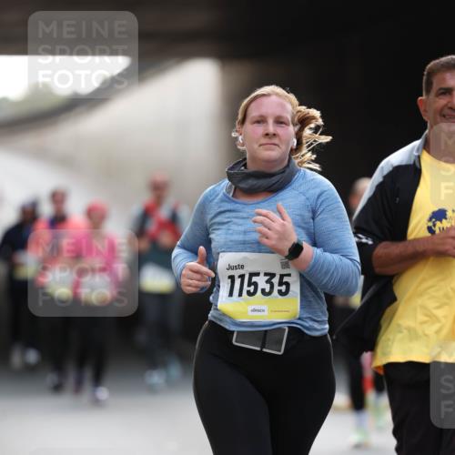 05.10.2025 - 20. swb-Marathon Bremen Michael Strokosch http://msf.ph/oto/9208539 05.10.2025 11:05:04 Laufen 11535 meine-sportfotos.de