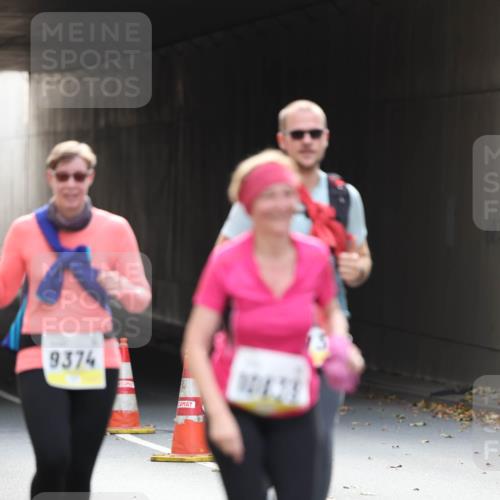 05.10.2025 - 20. swb-Marathon Bremen Michael Strokosch http://msf.ph/oto/9208547 05.10.2025 11:05:11 Laufen 9374, 10425 meine-sportfotos.de
