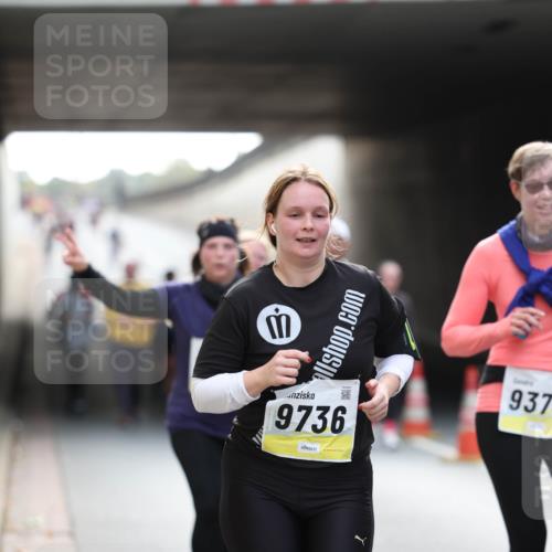 05.10.2025 - 20. swb-Marathon Bremen Michael Strokosch http://msf.ph/oto/9208552 05.10.2025 11:05:13 Laufen 9736, 937 meine-sportfotos.de