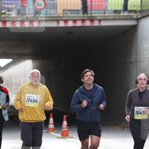 05.10.2025 - 20. swb-Marathon Bremen Michael Strokosch http://msf.ph/oto/9208562 05.10.2025 11:05:23 Laufen 11494, 1049 meine-sportfotos.de