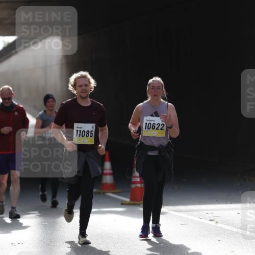 05.10.2025 - 20. swb-Marathon Bremen Michael Strokosch http://msf.ph/oto/9208589 05.10.2025 11:05:57 Laufen 11085, 10622 meine-sportfotos.de