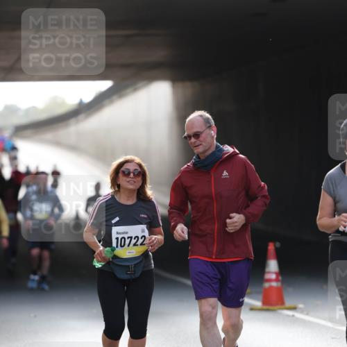 05.10.2025 - 20. swb-Marathon Bremen Michael Strokosch http://msf.ph/oto/9208602 05.10.2025 11:06:01 Laufen 10722, 80 meine-sportfotos.de