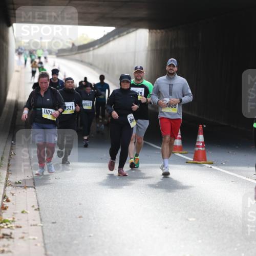 05.10.2025 - 20. swb-Marathon Bremen Michael Strokosch http://msf.ph/oto/9208643 05.10.2025 11:08:45 Laufen 1102, 331, 10023, 59, 96 meine-sportfotos.de